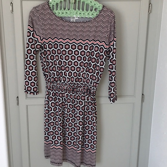 Max Studio Geometrical Dress - Picture 2 of 10